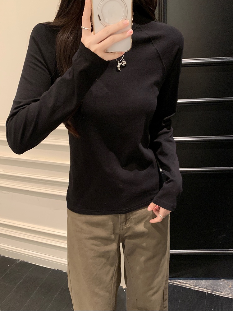 Long sleeve T-shirt fashion bottoming shirt for women