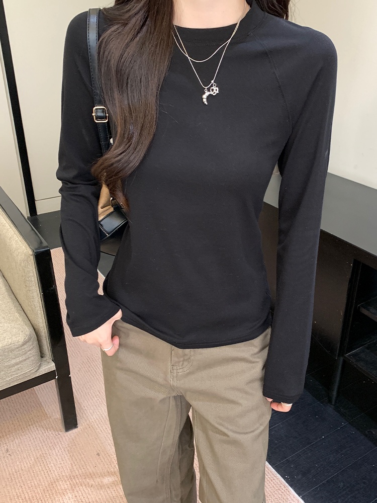 Long sleeve T-shirt fashion bottoming shirt for women