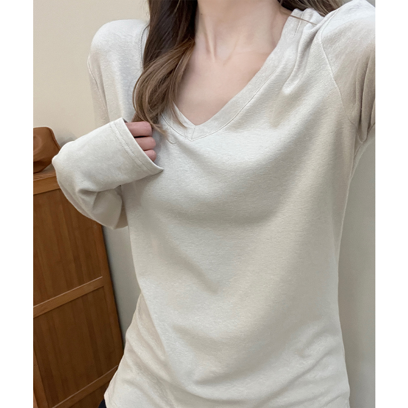 Loose spring tops V-neck T-shirt for women