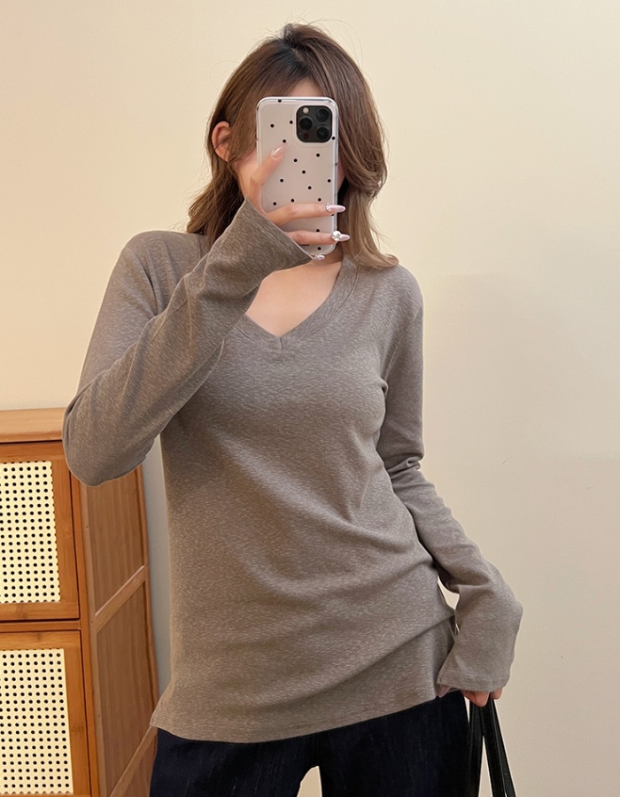 Loose spring tops V-neck T-shirt for women