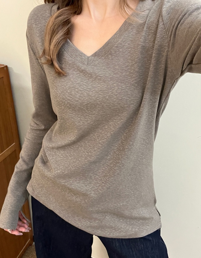 Loose spring tops V-neck T-shirt for women