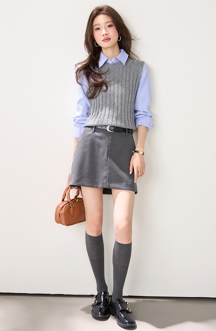 Knitted college style tops spring shirt for women