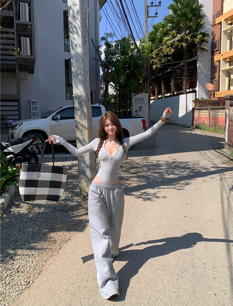 Inside the ride bottoming shirt leotard a set for women