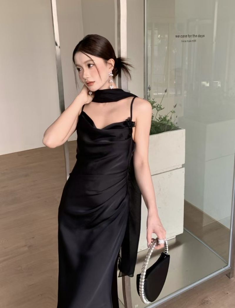 Package hip pinched waist dress sling folds long dress