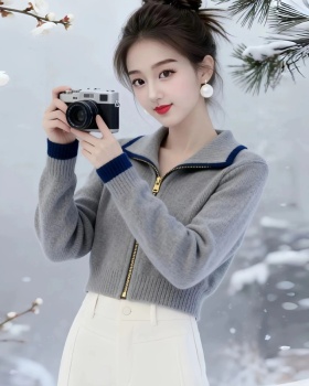 Fashionable cardigan show young sweater for women