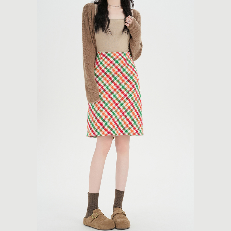 Korean style woolen short skirt rainbow skirt for women
