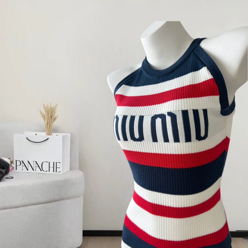 Letters knitted T-back spring and summer dress