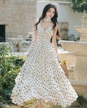 Polka dot vacation strap dress cake dress