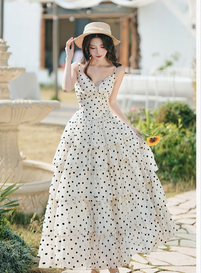 Polka dot vacation strap dress cake dress