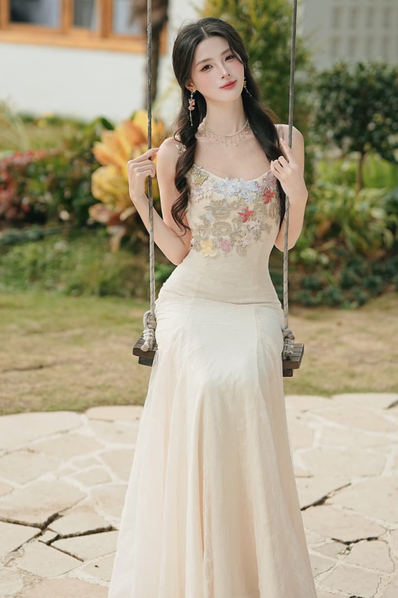 Vacation lace strap dress embroidery dress