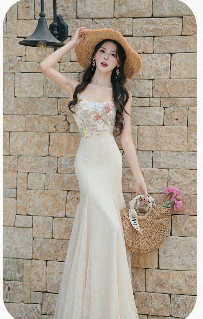 Vacation embroidery strap dress lace cardigan a set