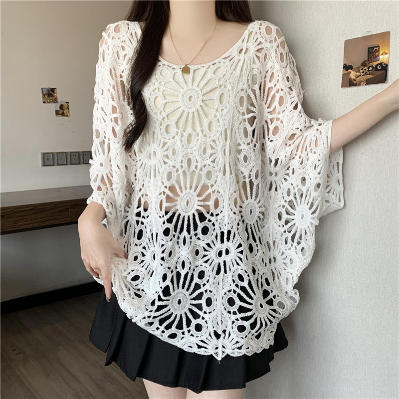 Bohemian style crochet bat sleeve sunscreen smock