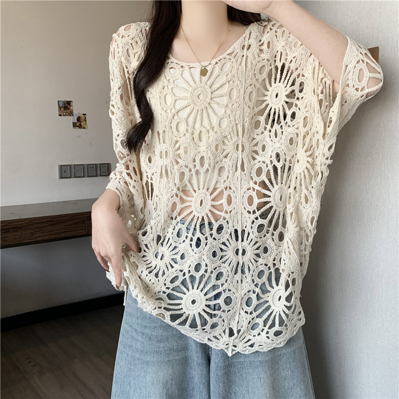 Bohemian style crochet bat sleeve sunscreen smock