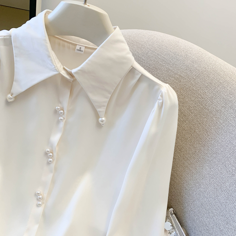 Spring Casual pearl buckle shirt for women