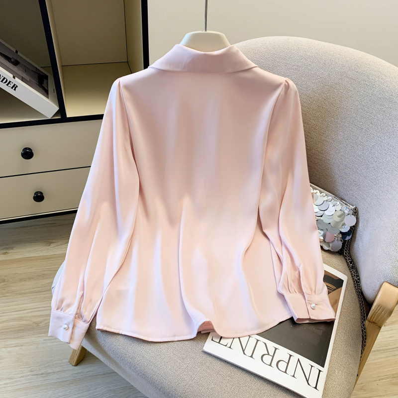 Spring Casual pearl buckle shirt for women