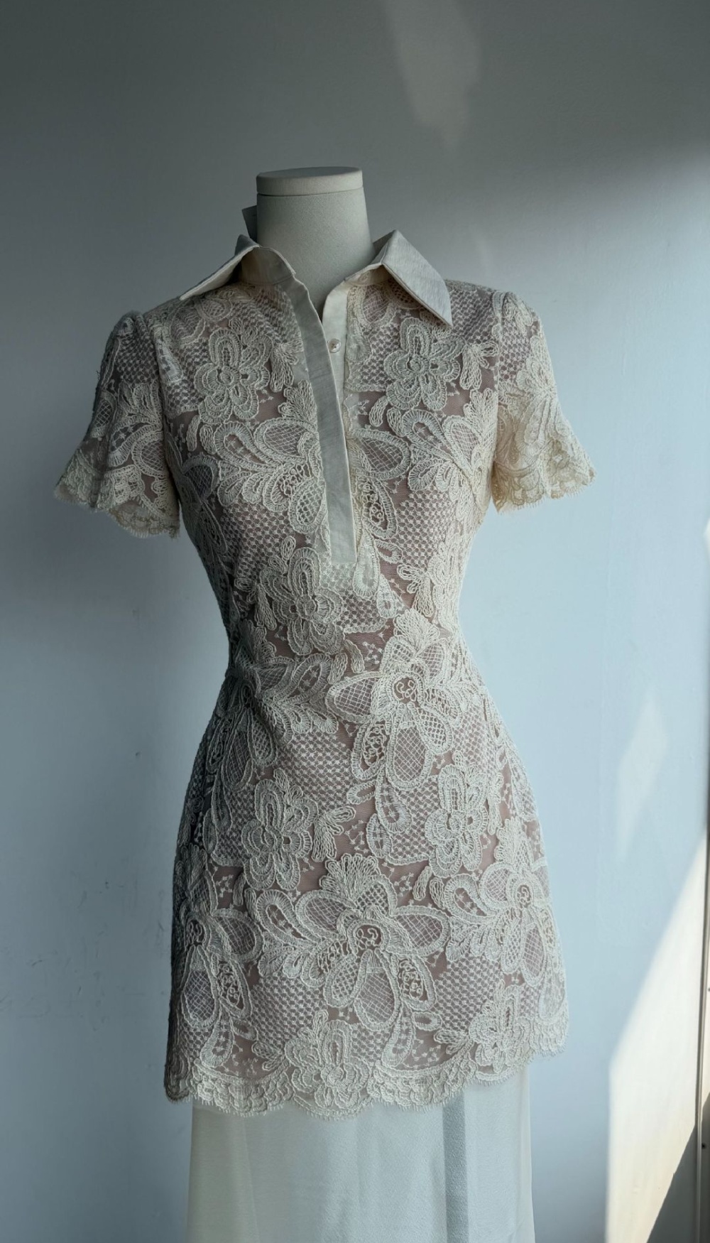 Hollow pinched waist short sleeve dress for women