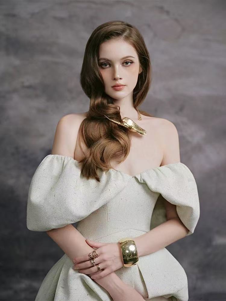 Temperament bud sleeve tops niche skirt a set