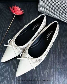 Temperament all-match footware commuting shoes