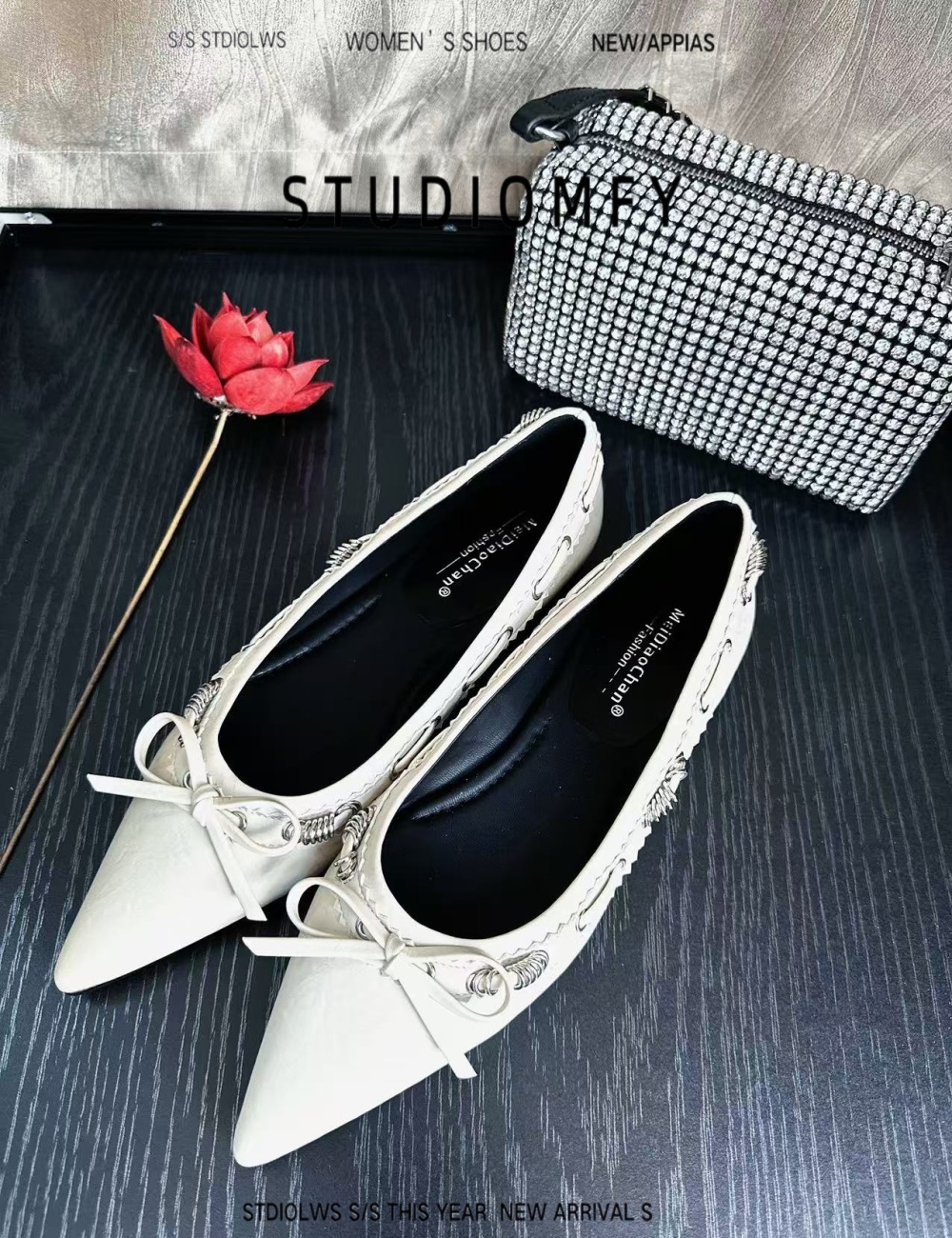 Temperament all-match footware commuting shoes