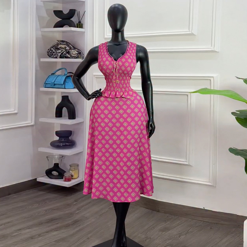 Sleeveless tops V-neck skirt a set for women