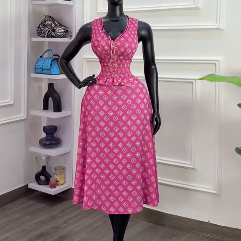 Sleeveless tops V-neck skirt a set for women