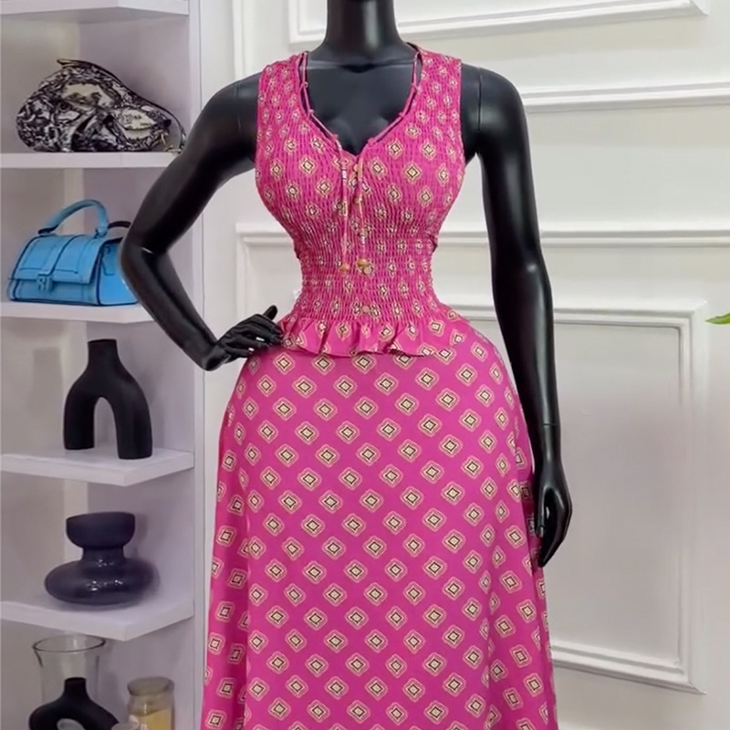 Sleeveless tops V-neck skirt a set for women