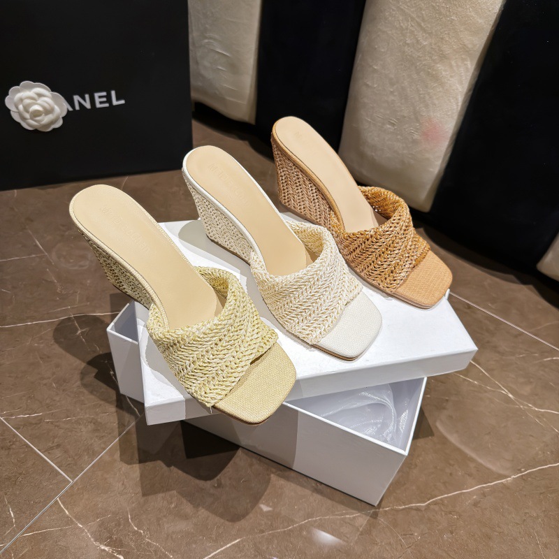 Square head sandy beach summer slipsole vacation weave slippers