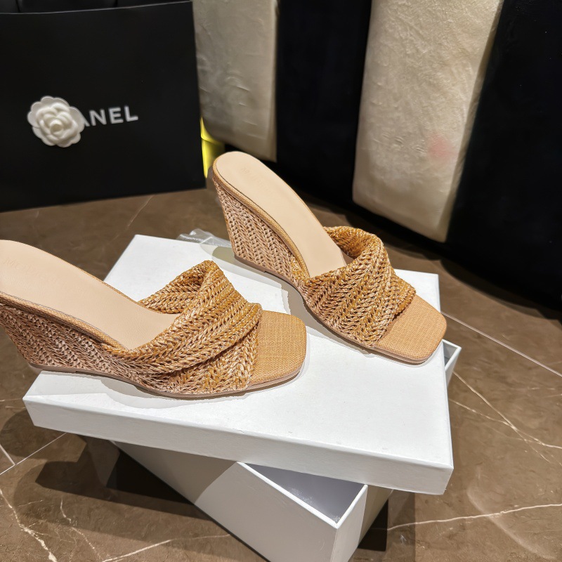 Square head sandy beach summer slipsole vacation weave slippers