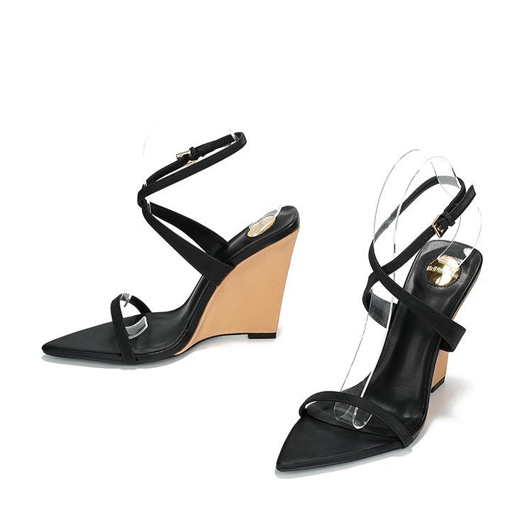 European style cingulate slipsole niche sandals