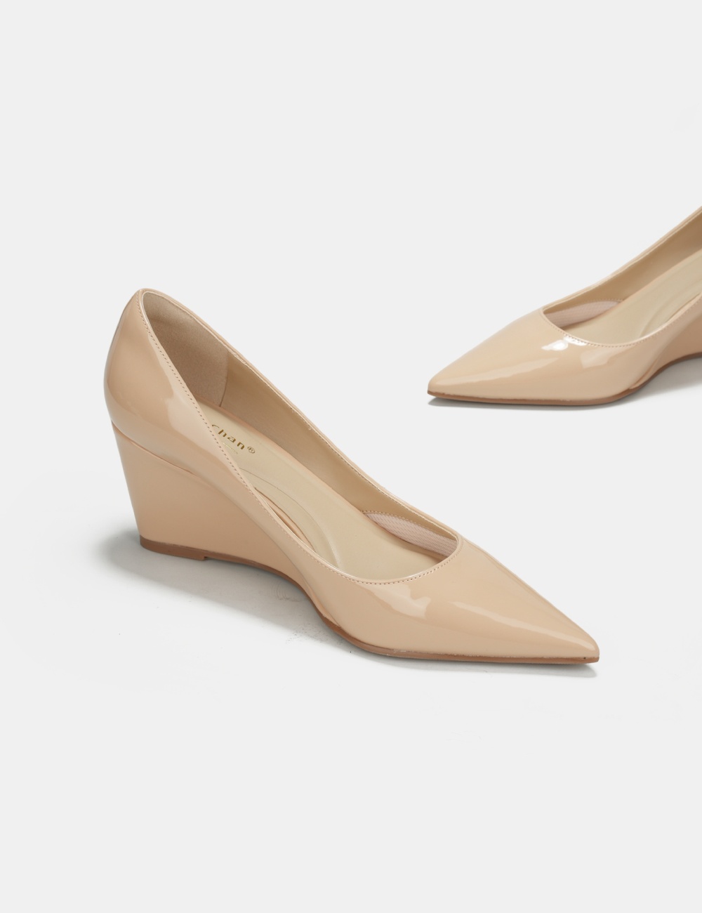 Patent leather low simple shoes for women