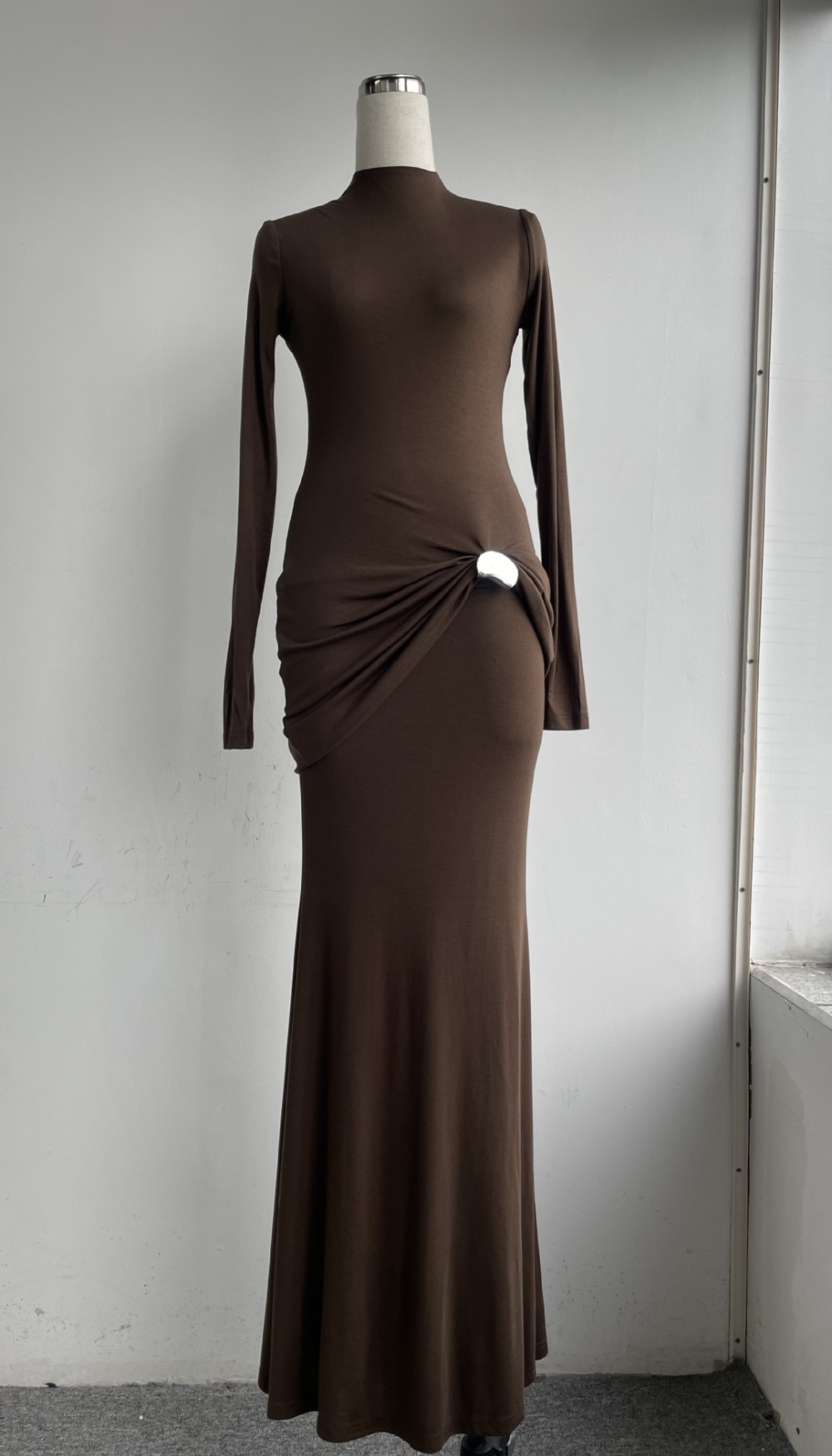 Long sleeve mermaid mopping niche pure chouzhe dress