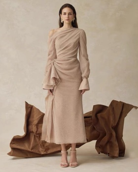 Ladies pinched waist long dress fold niche dress