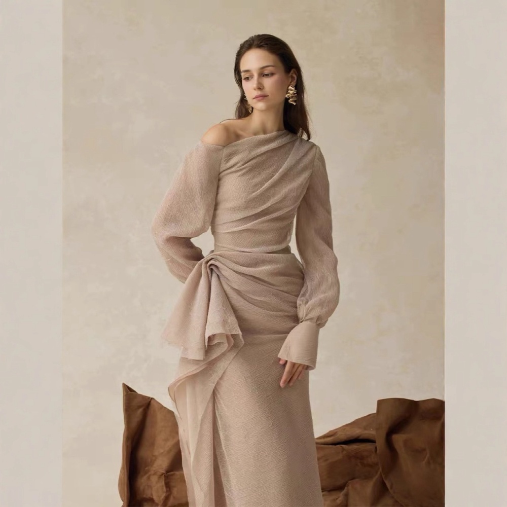 Ladies pinched waist long dress fold niche dress