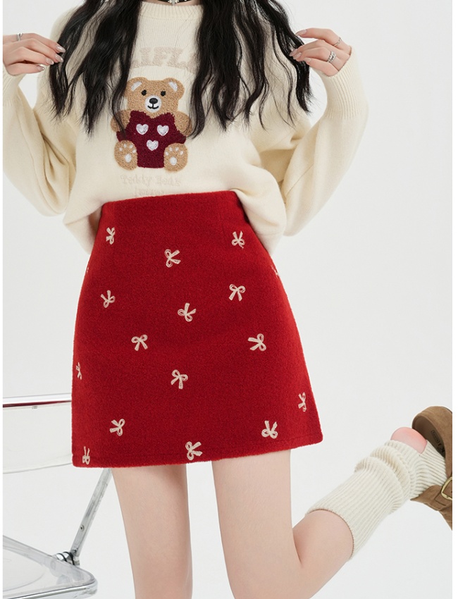 Slim embroidery short skirt red skirt