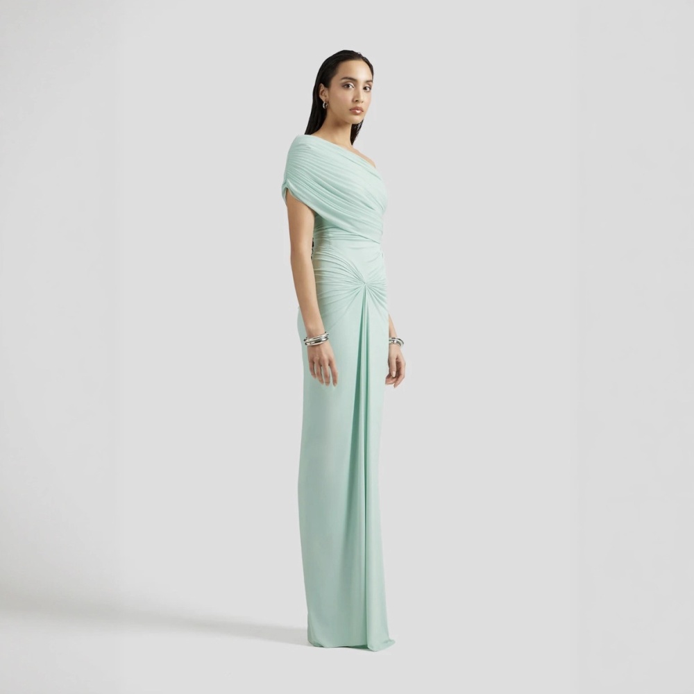 Fold sleeveless niche ladies slim strapless dress