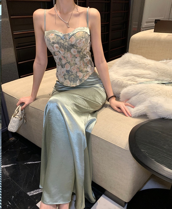 Package hip halter tops floral long skirt a set