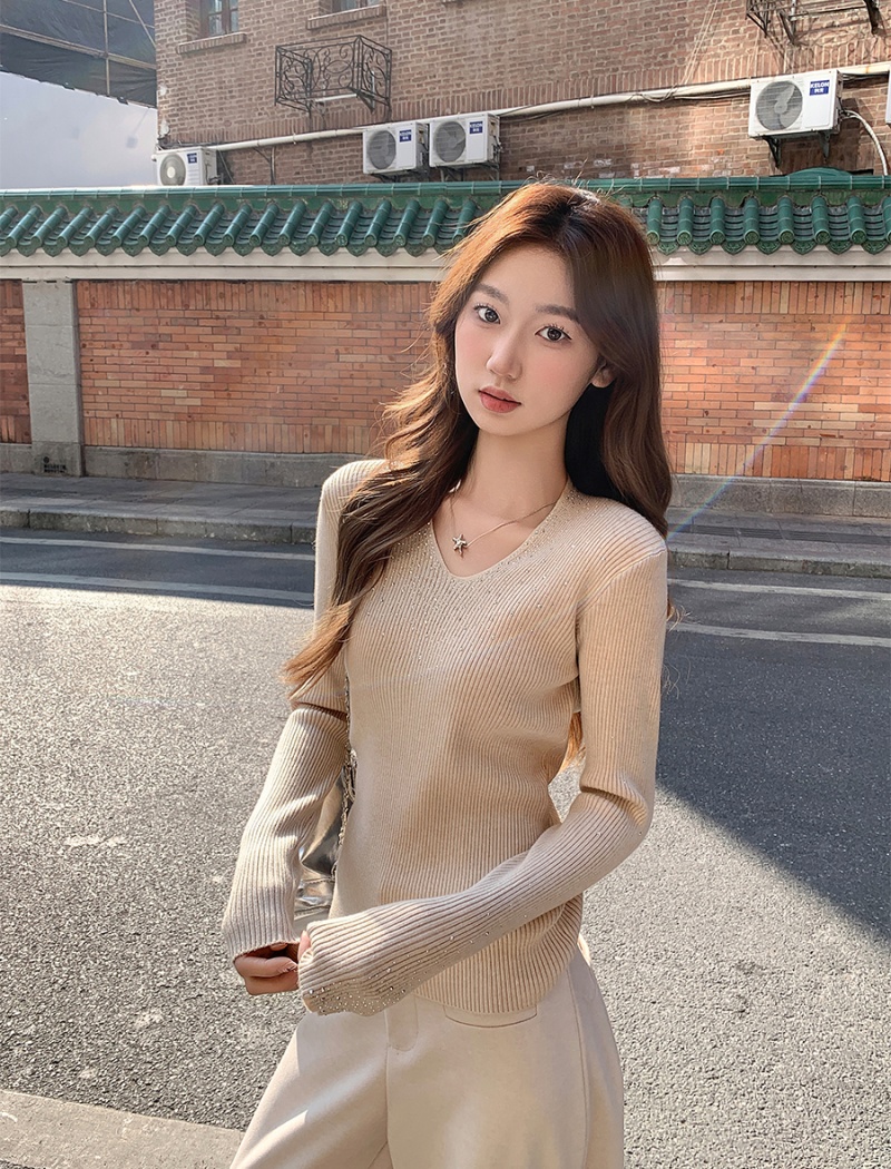 Bottoming slim sweater rhinestone inside the ride tops