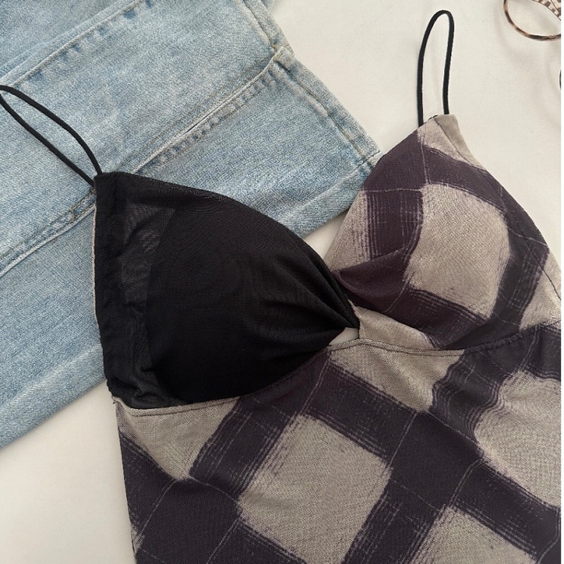 Slim integrated tops with chest pad vest for women