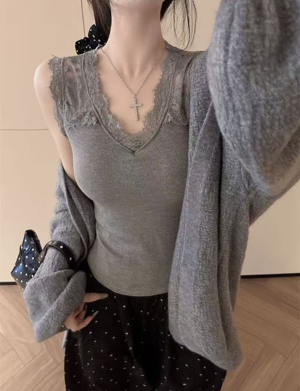 Integrated slim with chest pad lace autumn vest for women