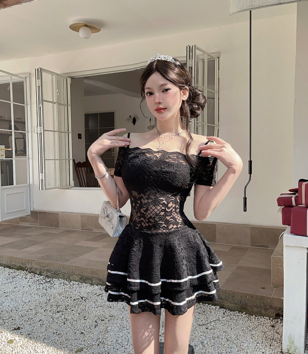 Lace pinched waist big skirt hollow short dress