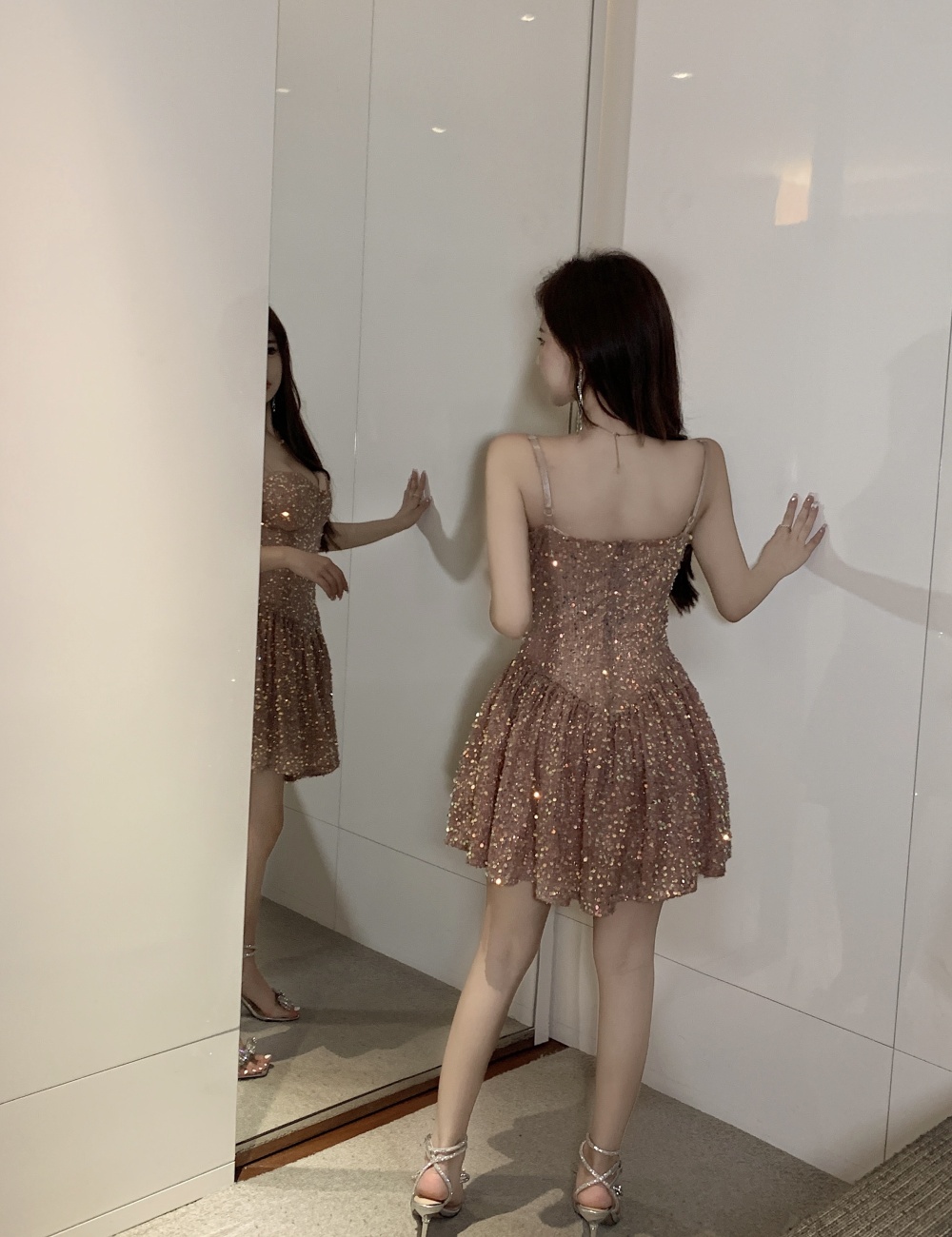 Sequins slim fashion wrapped chest sexy enticement dress