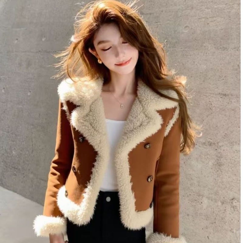 Thick Western style tops lambs wool winter coat for women