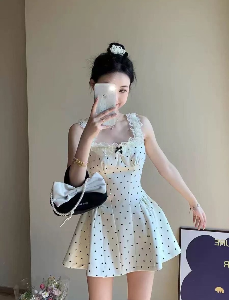 Spring polka dot short sleeveless dress lace sling dress