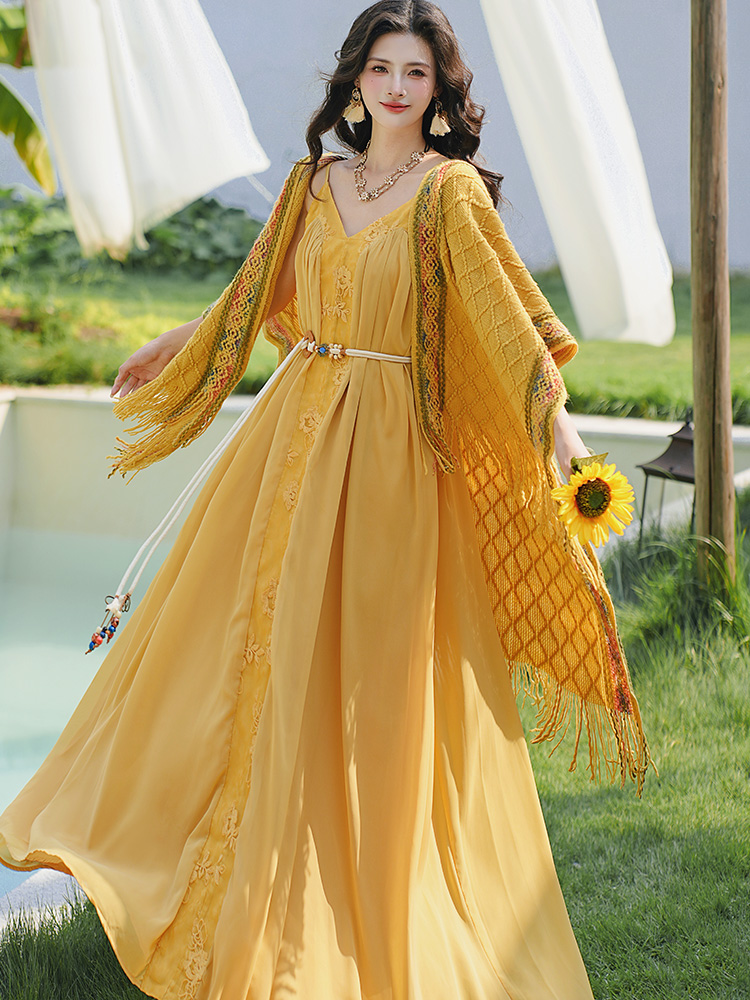 Halter summer sling dress vacation beautiful long dress