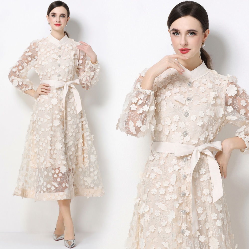 Elegant pinched waist long sleeve embroidery slim dress