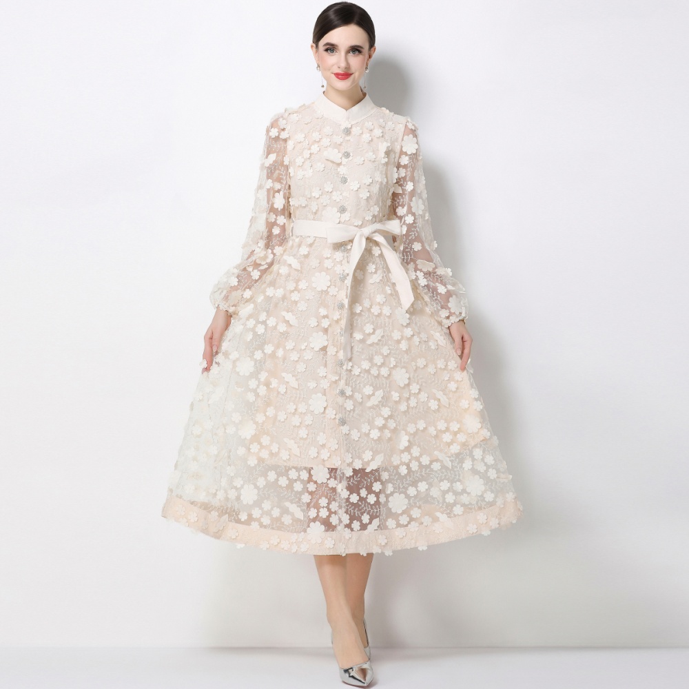 Elegant pinched waist long sleeve embroidery slim dress