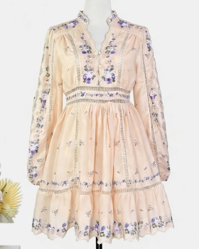 Hollow pinched waist printing T-back long sleeve lace dress