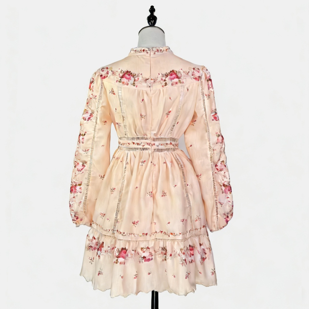 Hollow pinched waist printing T-back long sleeve lace dress