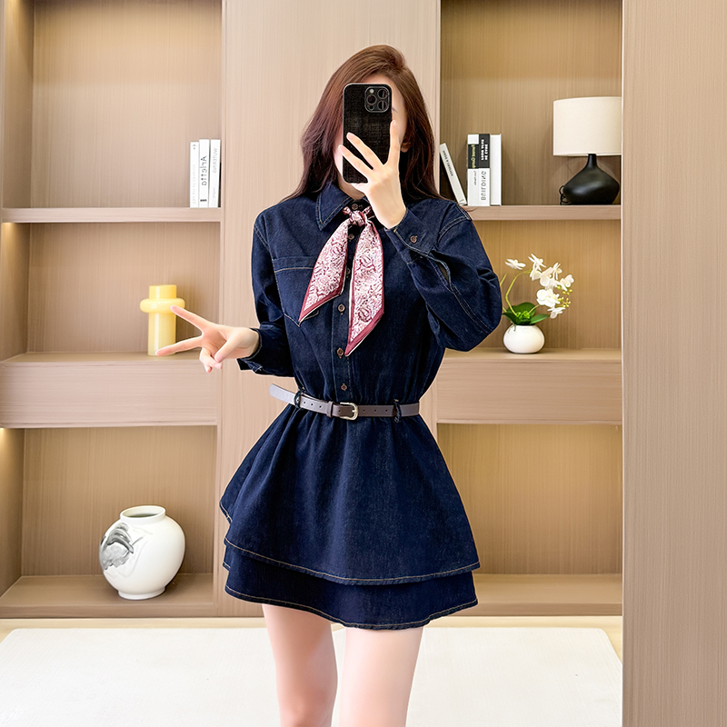 Student show young dress college style T-back