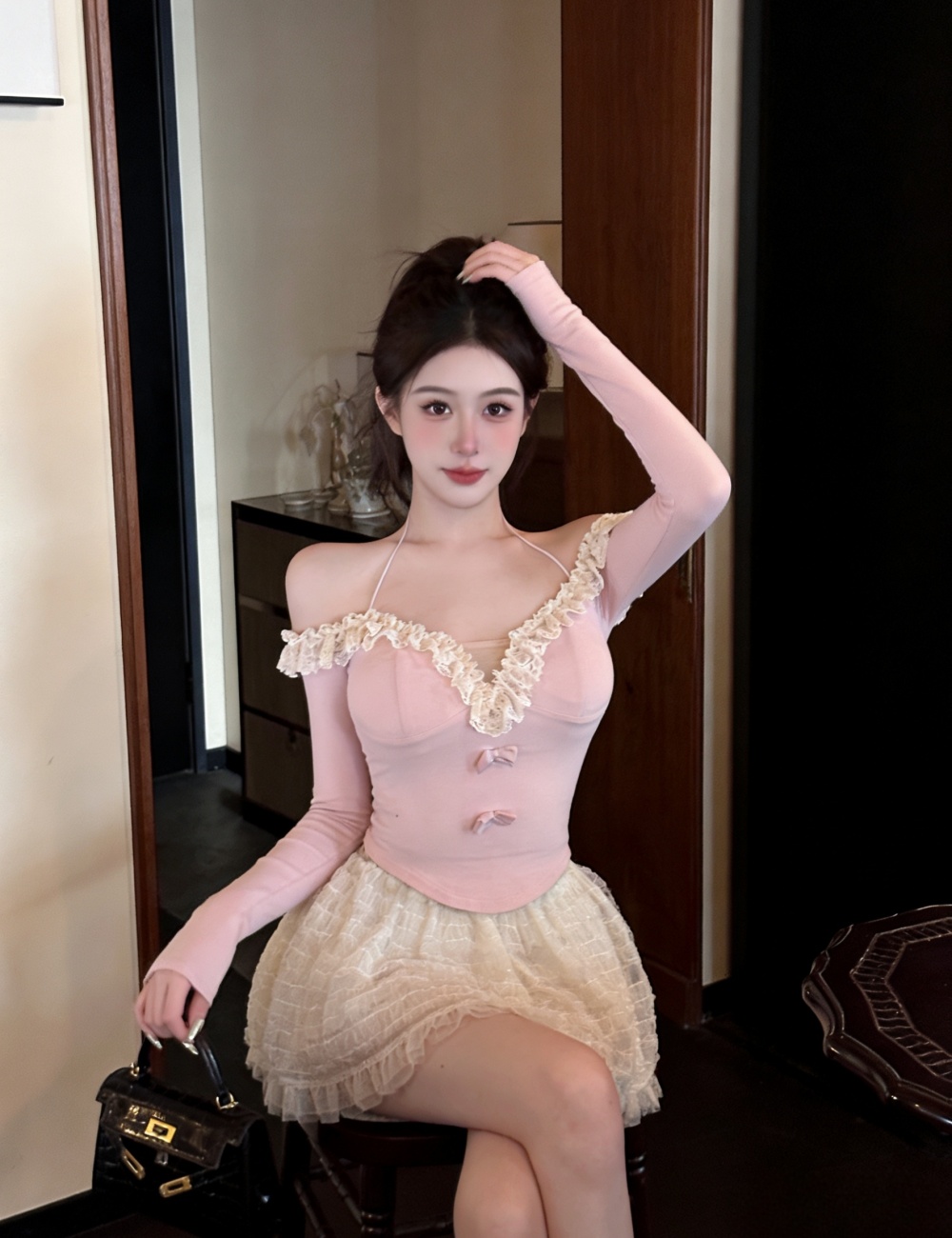 Short strapless T-shirt fashion tops for women